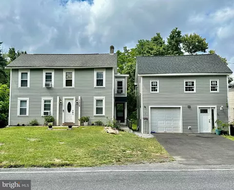 2628 State St, Macungie, PA 18062