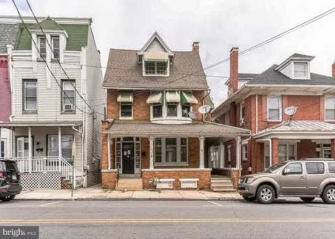 217 W High St, Womelsdorf, PA 19567
