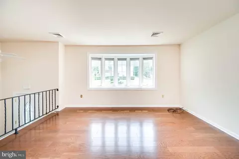 709 Tamarack Trl, Reading, PA 19607 photo 4