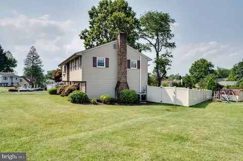 709 Tamarack Trl, Reading, PA 19607 photo 32