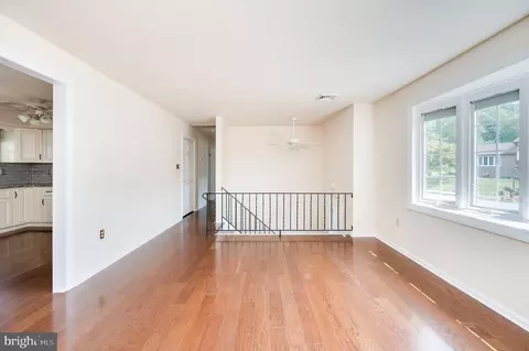 709 Tamarack Trl, Reading, PA 19607 photo 3