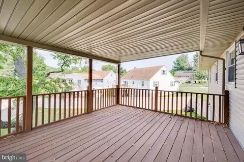 709 Tamarack Trl, Reading, PA 19607 photo 11