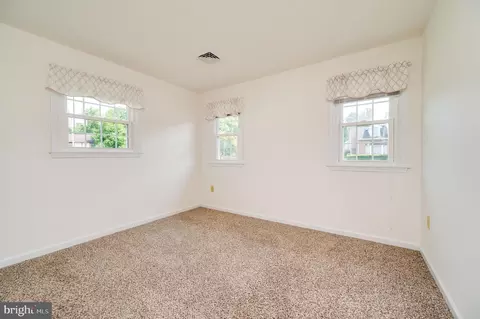 709 Tamarack Trl, Reading, PA 19607 photo 14