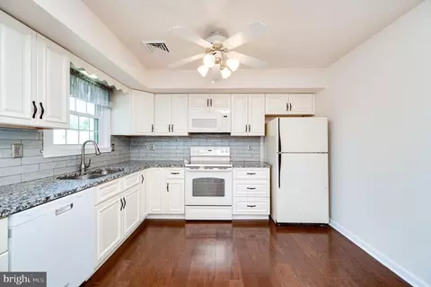 709 Tamarack Trl, Reading, PA 19607 photo 8