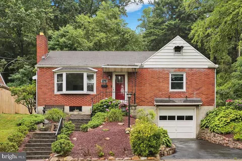 2524 Fairview Ave, Reading, PA 19606