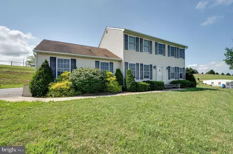 1797 Old Route 22, Lenhartsville, PA 19534