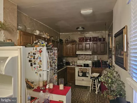 247 Pear St, Reading, PA 19601 photo 4