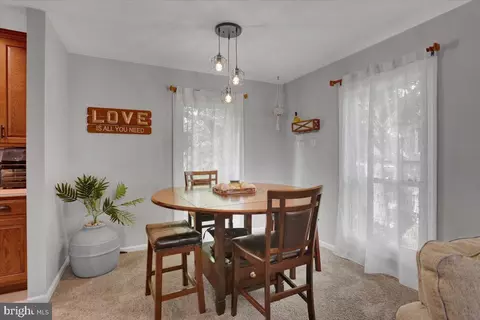 Dining - 42 Par Dr, Reading, PA 19607 photo 3 of 3