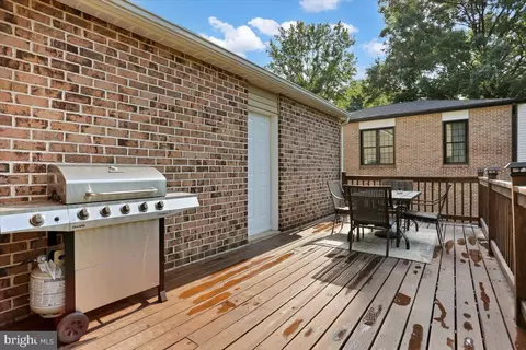 Exterior - 42 Par Dr, Reading, PA 19607 photo 9 of 10
