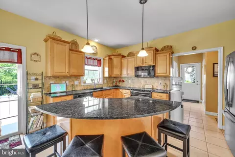 55 Linkside Ct, Reading, PA 19606 photo 12