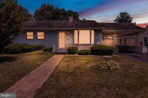 819 Reber St, Shoemakersville, PA 19555