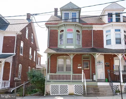 16 N Washington St, Boyertown, PA 19512