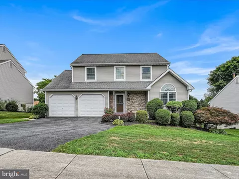20 Patterson Dr, Robesonia, PA 19551