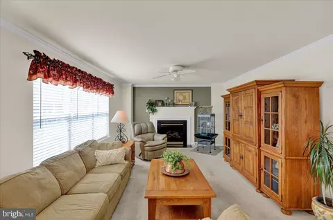 Living - 25 Thymebrook Dr, Reading, PA 19606 photo 1 of 2
