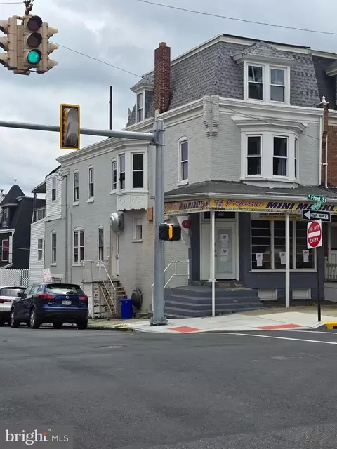 569 N Front St N, Reading, PA 19601