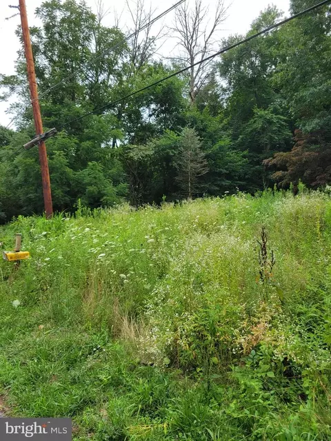 38 Killian Dr, Birdsboro, PA 19508
