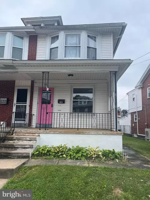 58 Arlington St, Reading, PA 19611
