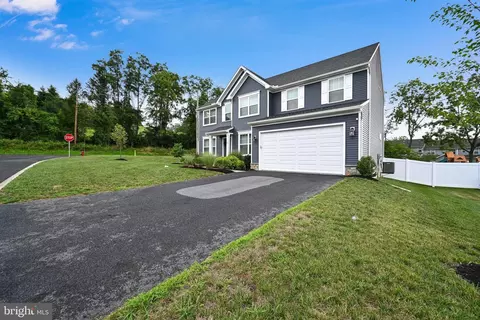 Exterior - 1115 Ryebrook Rd, Sinking Spring, PA 19608 photo 3 of 6