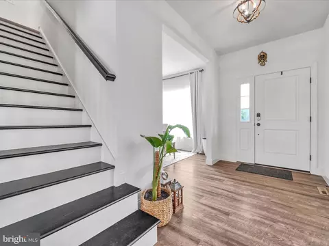 Entry Way - 1115 Ryebrook Rd, Sinking Spring, PA 19608 photo 1 of 6