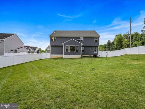 Exterior - 1115 Ryebrook Rd, Sinking Spring, PA 19608 photo 6 of 6