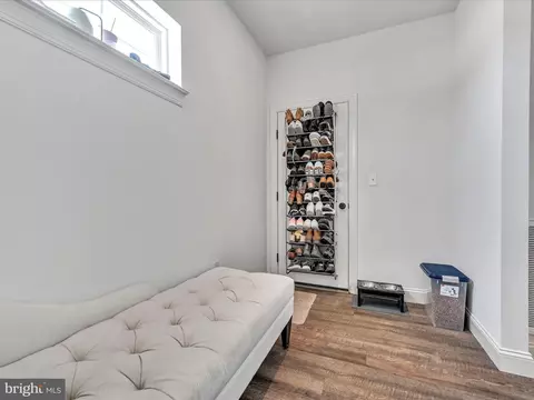Entry Way - 1115 Ryebrook Rd, Sinking Spring, PA 19608 photo 3 of 6