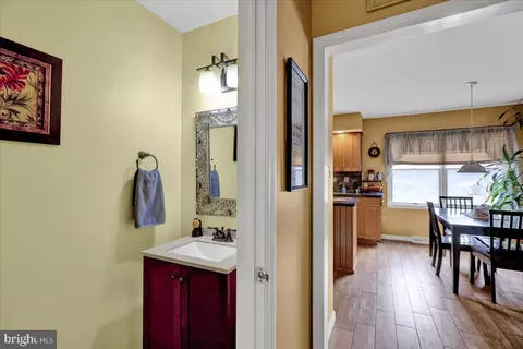 Entry Way - 3044 Marcor Dr, Reading, PA 19608 photo 2 of 2