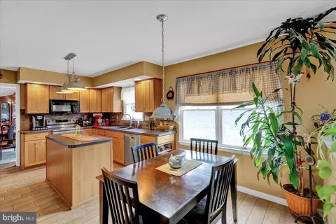 Kitchen - 3044 Marcor Dr, Reading, PA 19608 photo 1 of 4