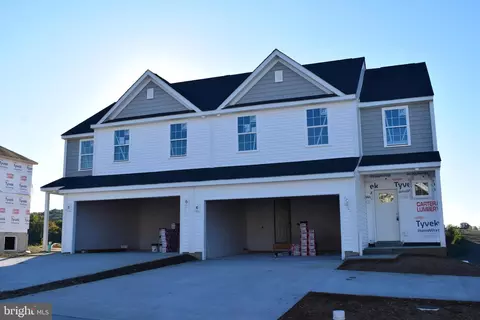 115 Sunglo Dr #( 34), Leesport, PA 19533