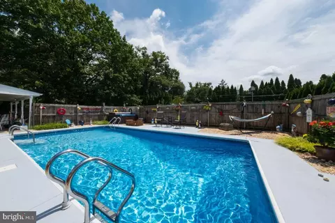 30 Rugby Rd, Birdsboro, PA 19508