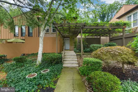 168 Oakmont Ct, Reading, PA 19607 photo 3