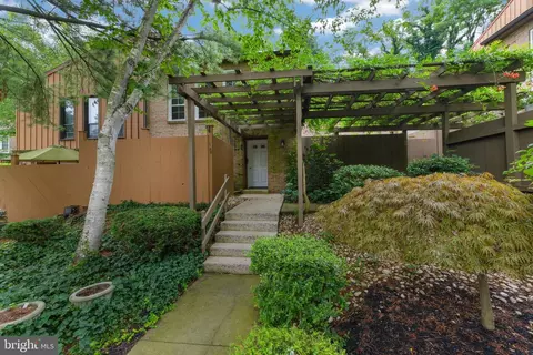 168 Oakmont Ct, Reading, PA 19607 photo 4