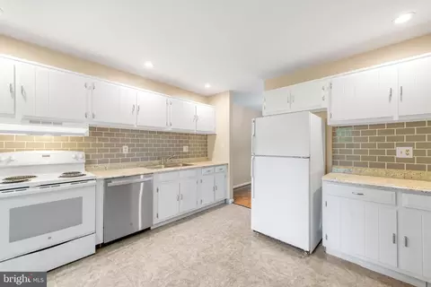 168 Oakmont Ct, Reading, PA 19607 photo 10