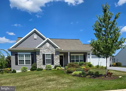 205 Sweet Birch Ln, Womelsdorf, PA 19567
