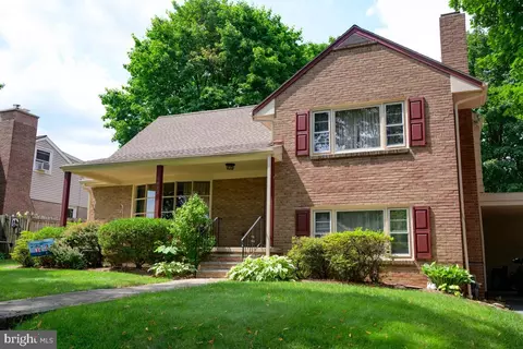 1613 Dauphin Ave, Reading, PA 19610