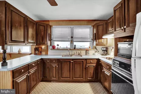 52 Clay Slate Rd, Oley, PA 19547 photo 10