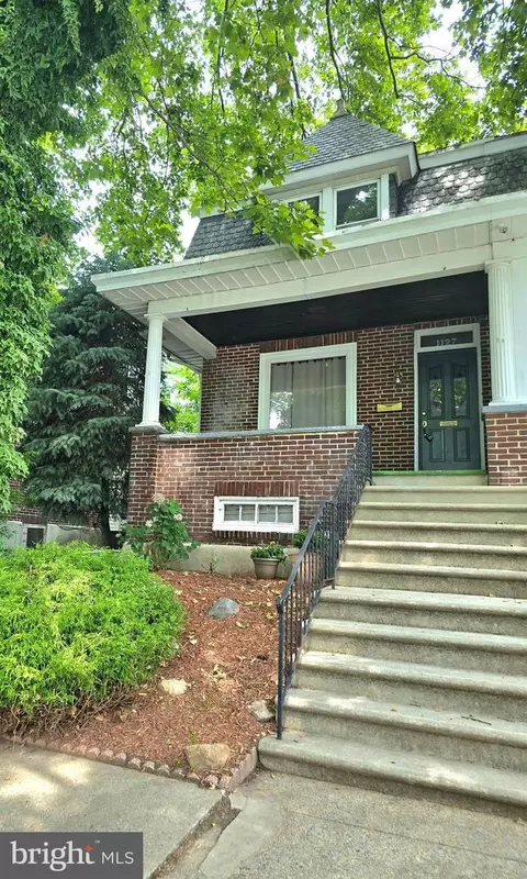 1127 Amity St, Reading, PA 19604