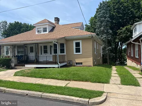 1045 Broadway Blvd, Reading, PA 19607 photo 2