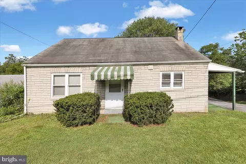1355 Butter Ln, Reading, PA 19606