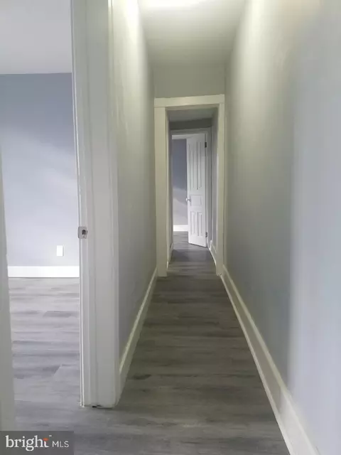 Entry Way - 1114 Birch St, Reading, PA 19604 photo 2 of 5