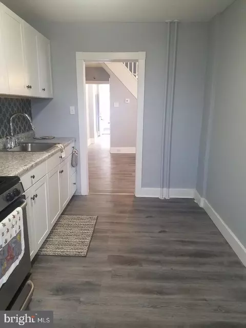 Entry Way - 1114 Birch St, Reading, PA 19604 photo 5 of 5