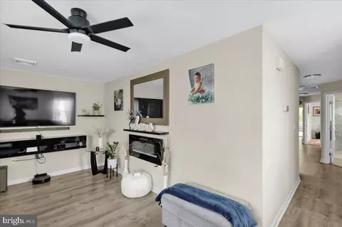 1519 Ridge Ave, Reading, PA 19607 photo 7