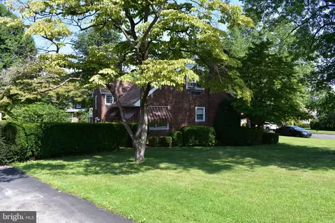 218 Mayer St, Reading, PA 19606 photo 3