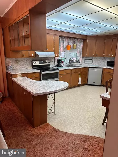 218 Mayer St, Reading, PA 19606 photo 10