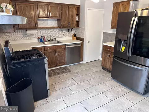 109 Eric Ave, Reading, PA 19607 photo 14