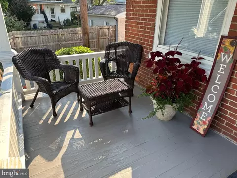 28 E Walnut St, Reading, PA 19607 photo 3