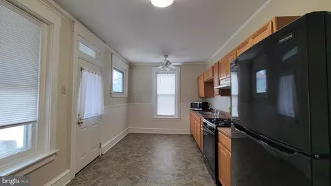 28 E Walnut St, Reading, PA 19607 photo 8
