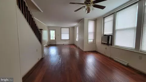28 E Walnut St, Reading, PA 19607 photo 5