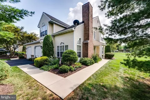 112 Hickory Ln, Reading, PA 19610