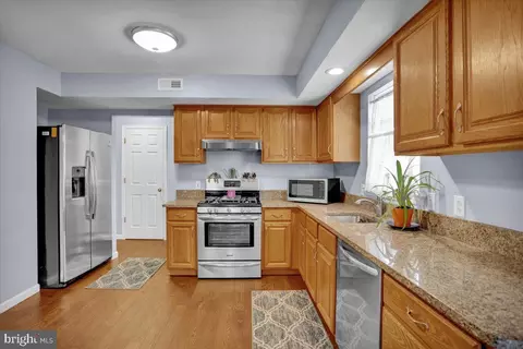 Kitchen - 239 Bainbridge Cr, Reading, PA 19608 photo 2 of 2