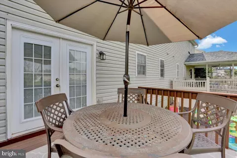 Exterior - 239 Bainbridge Cr, Reading, PA 19608 photo 3 of 6